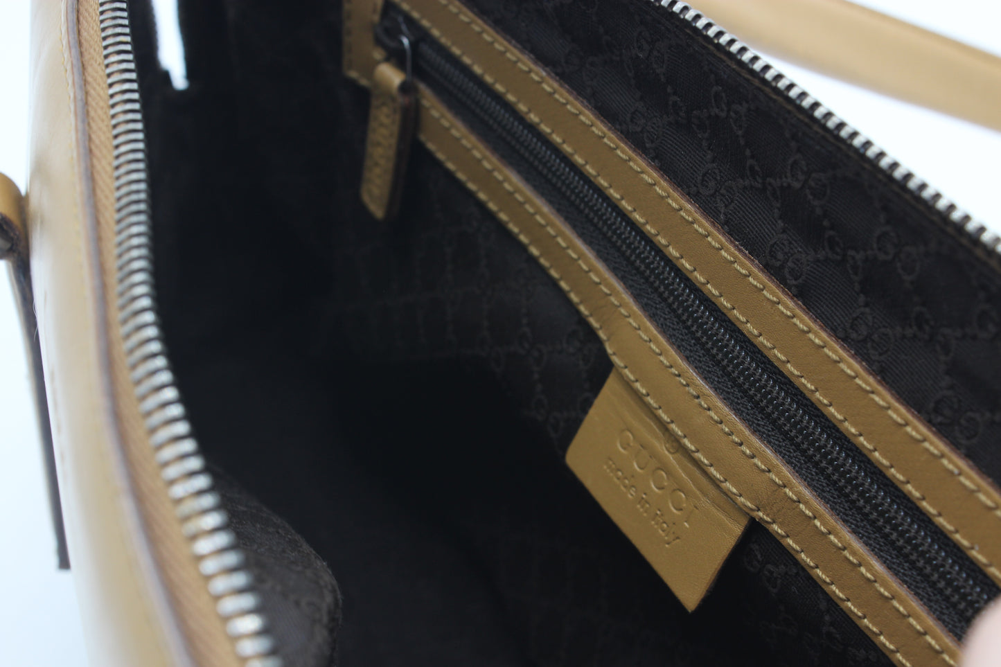 Gucci Tan Leather Shoulder Bag