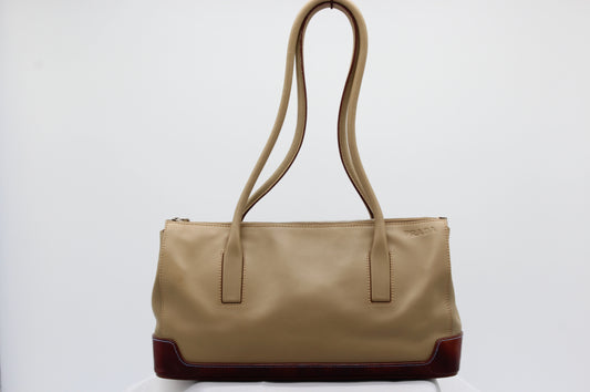 Prada Vintage Verni Trimmed Vitello Shoulder Bag in Colour Sabbia/Per